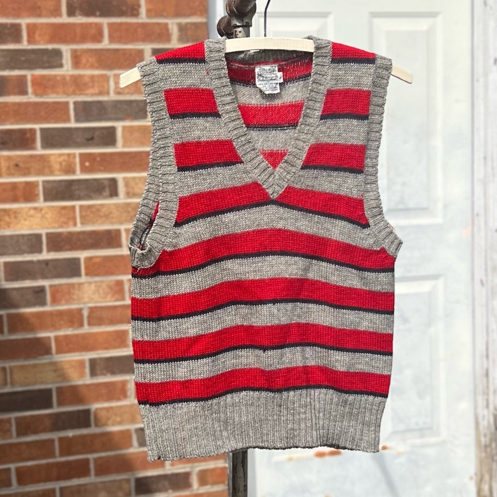 80s The Villager Wool Sweater Vest